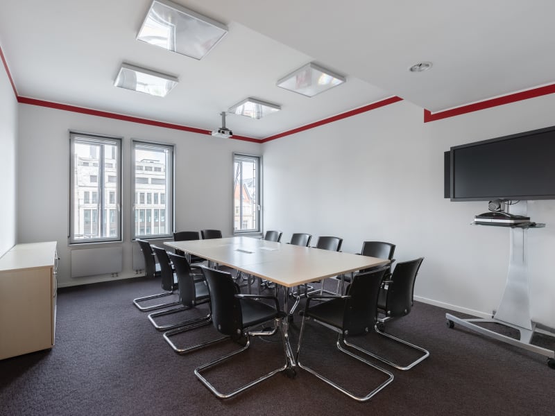 5 Person Private Office