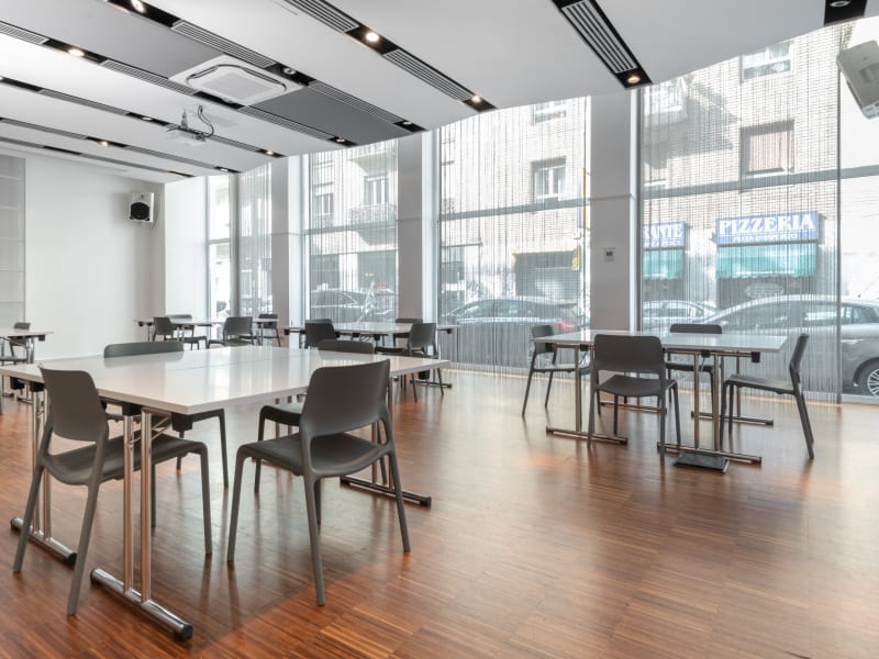 1 Person Private Office