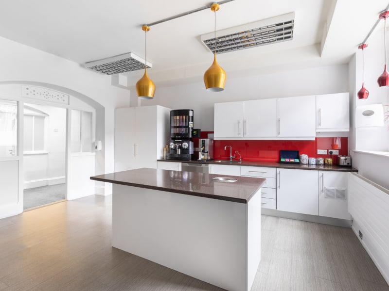 1 Person Virtual Office