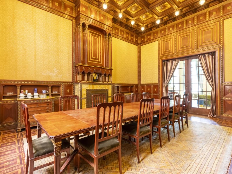 1 Person Coworking Desk