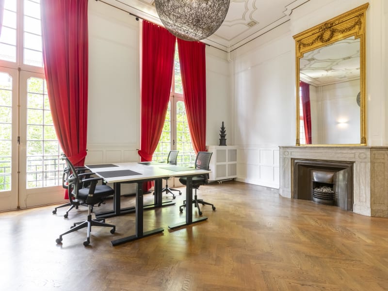 30 Person Private Office