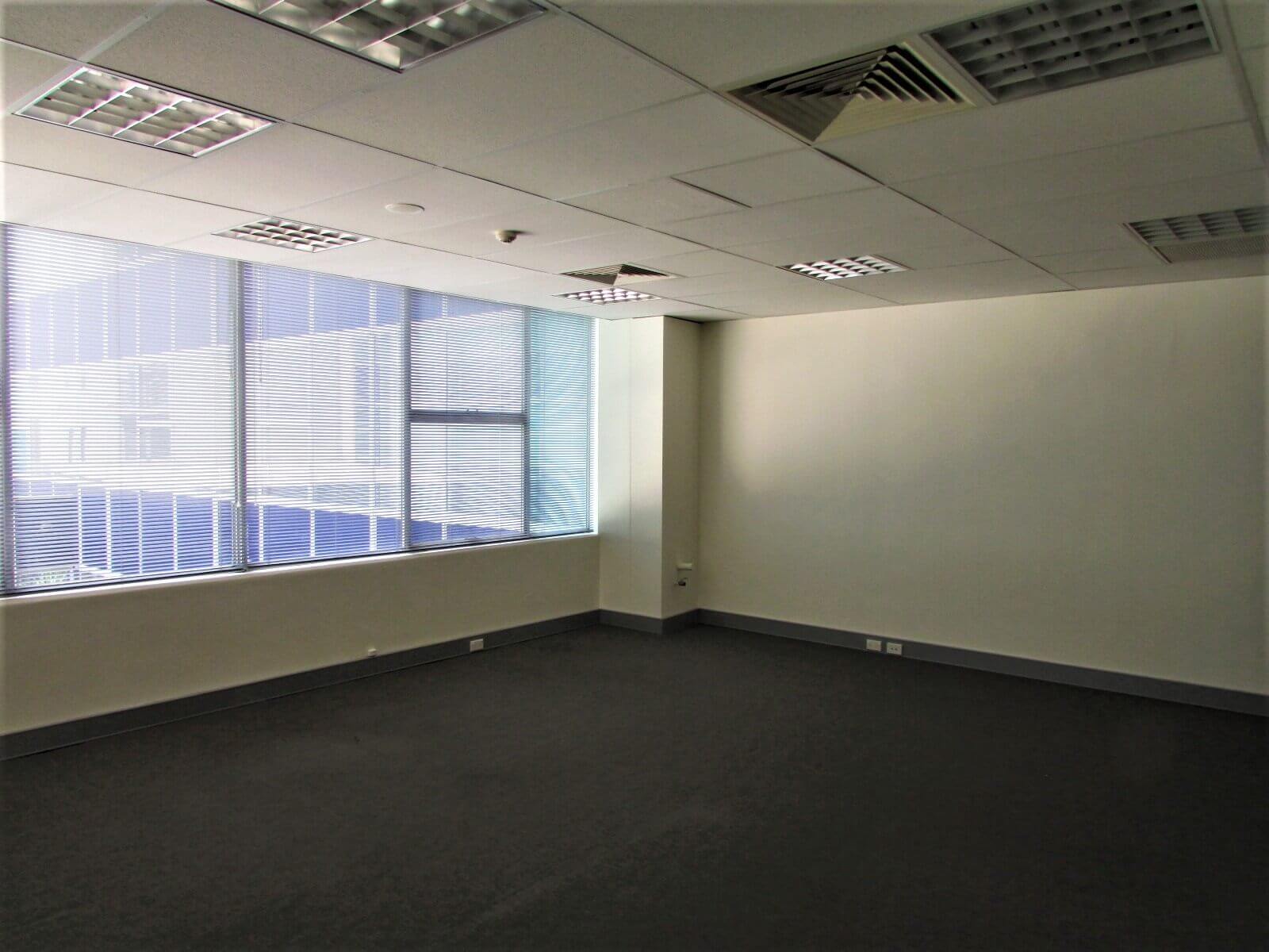 8 Person Private Office