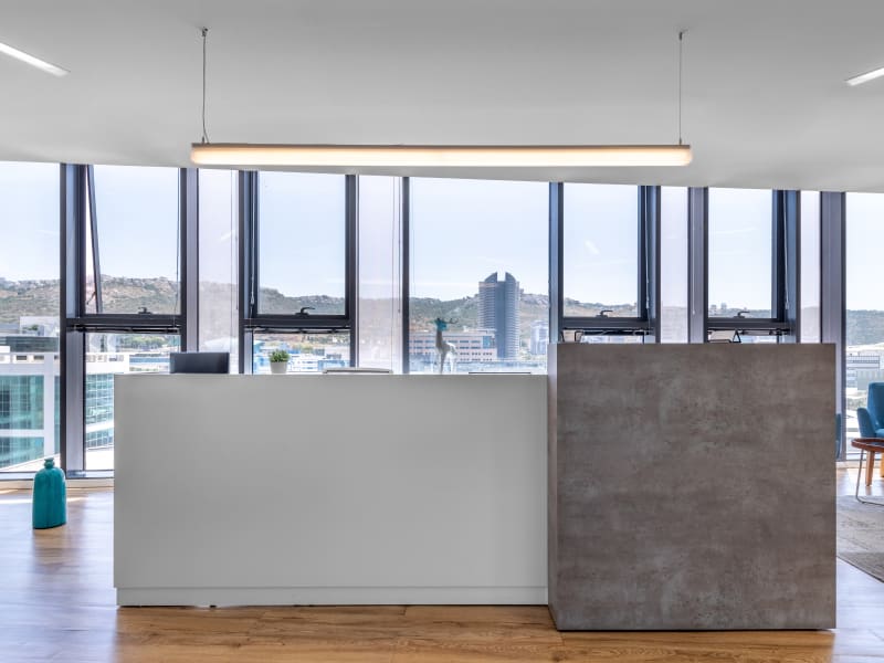 1 Person Coworking Desk