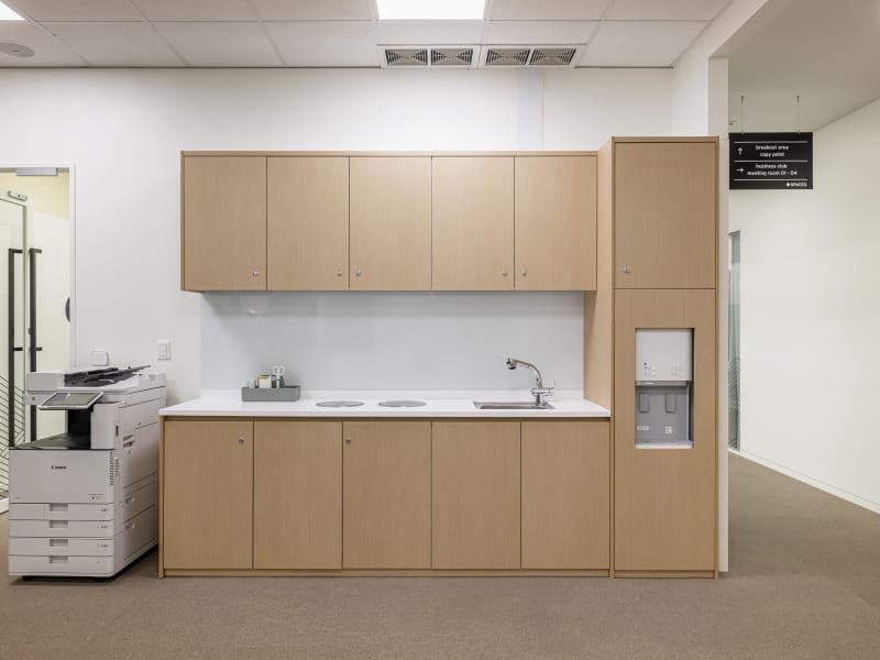 1 Person Coworking Desk