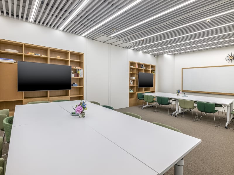 1 Person Private Office