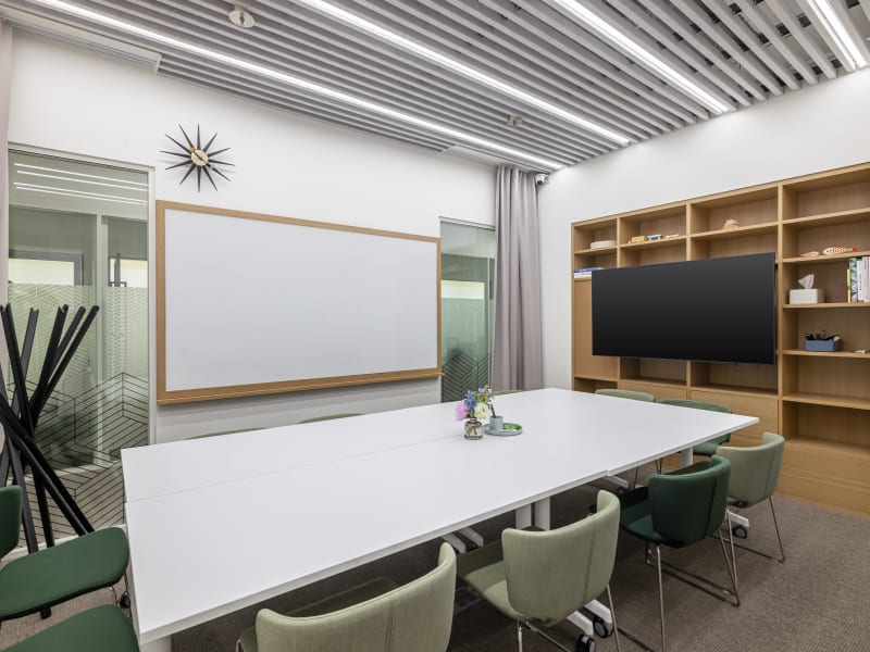 1 Person Virtual Office