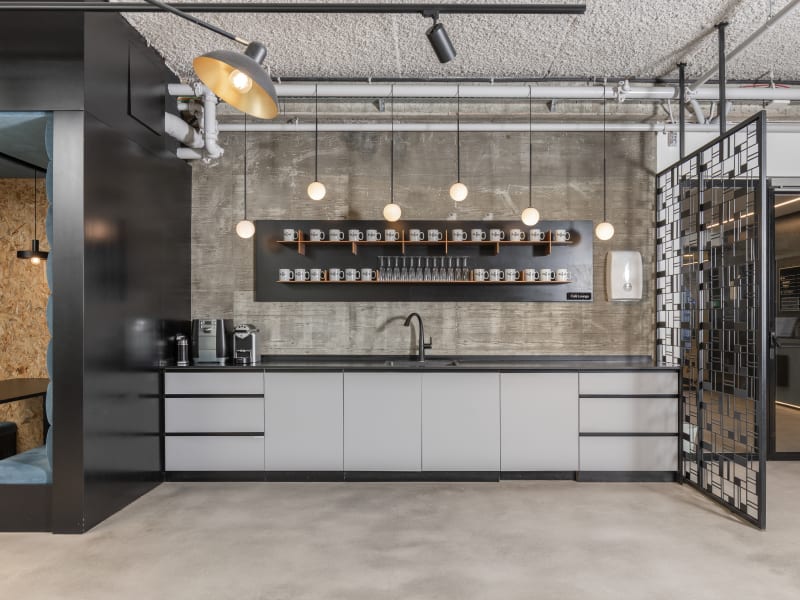 3 Person Private Office