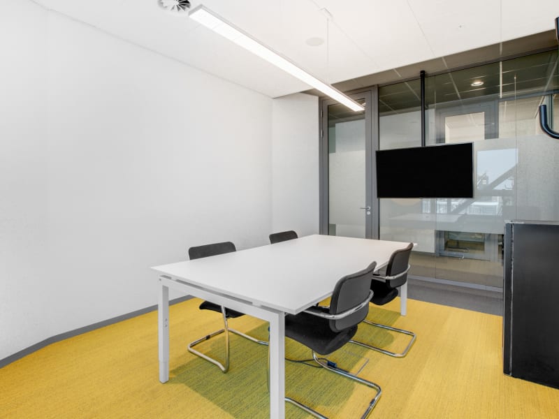 7 Person Private Office