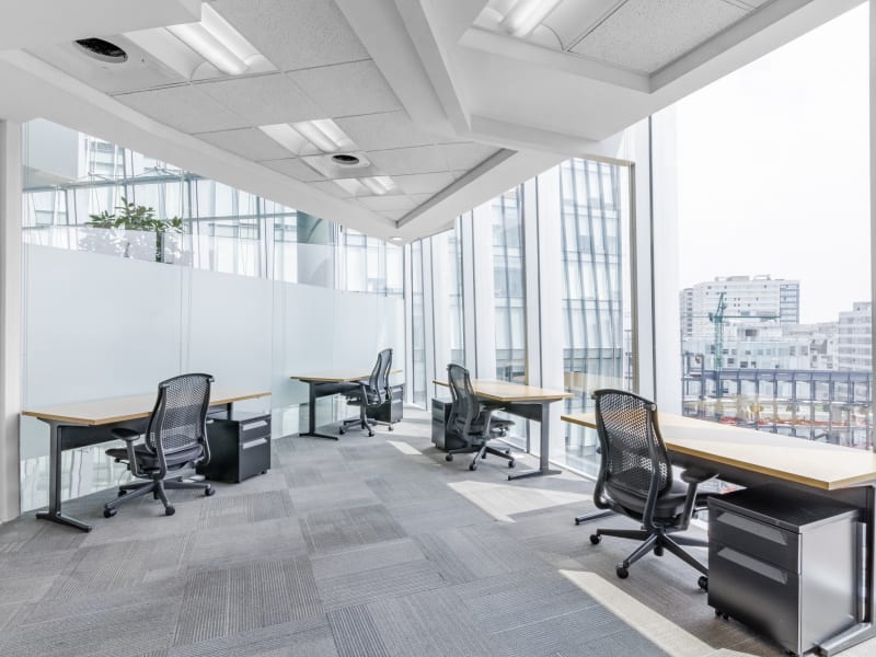 4 Person Private Office