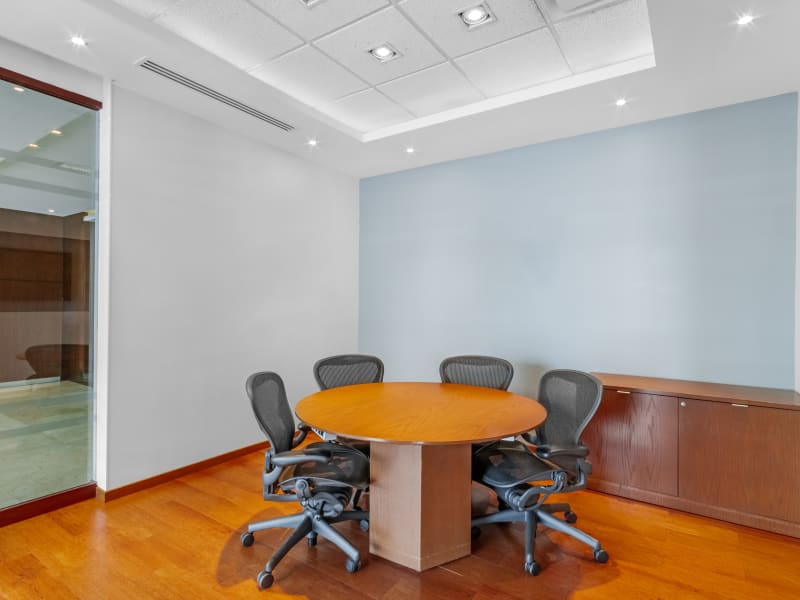 5 Person Private Office