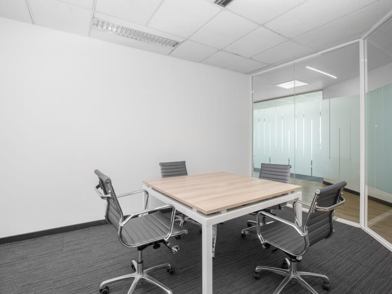 7 Person Private Office