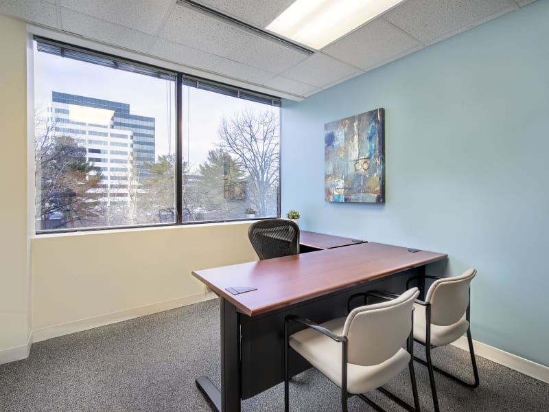 10 Person Private Office