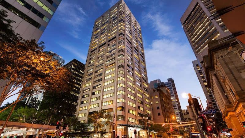 1 Person Coworking Desk