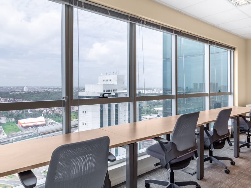 3 Person Private Office