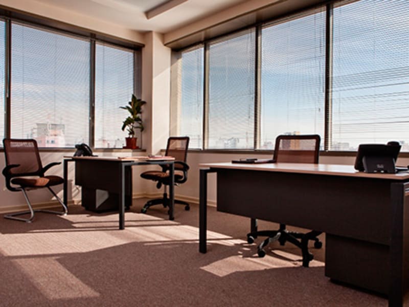 4 Person Private Office