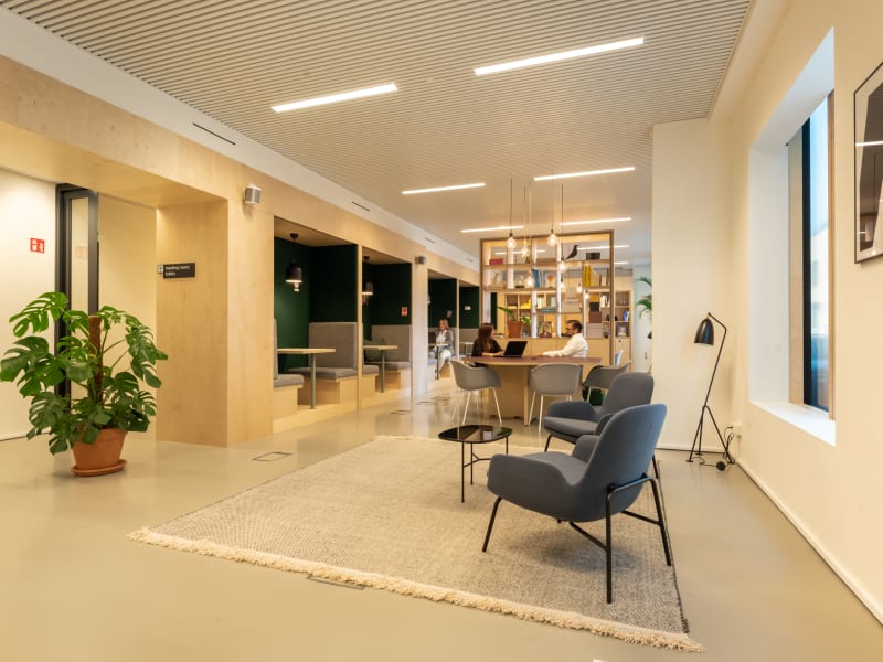 15 Person Private Office