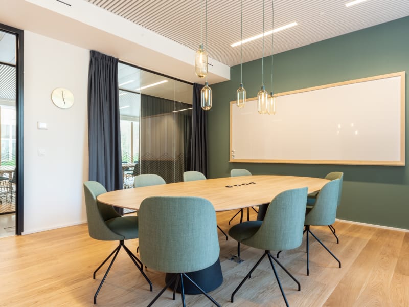 5 Person Private Office