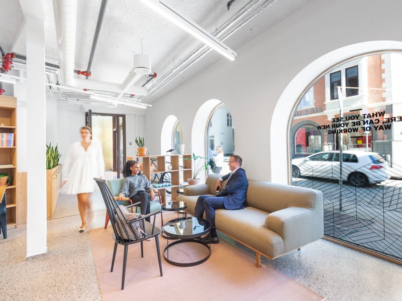 1 Person Private Office