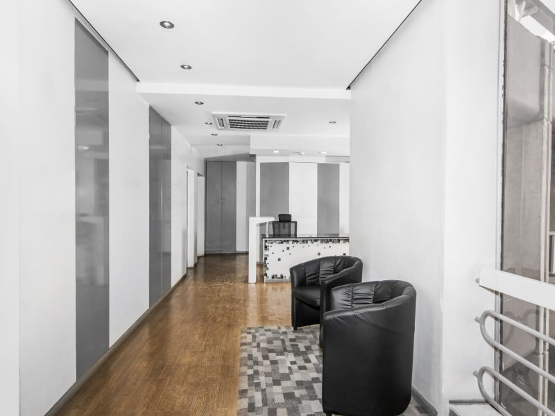 5 Person Private Office