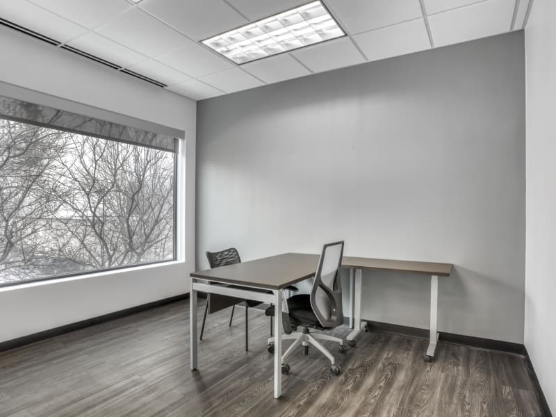 5 Person Private Office