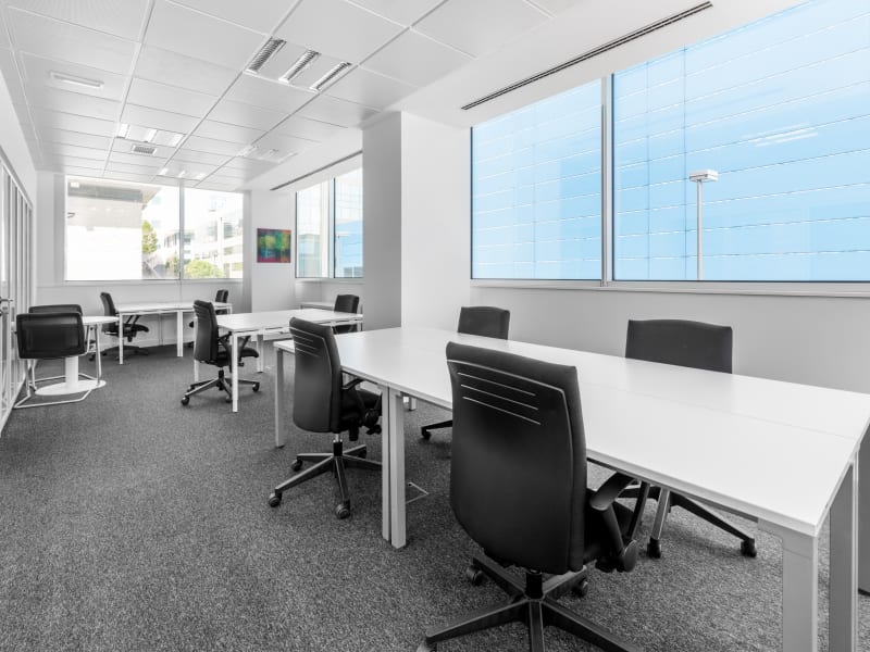 1 Person Coworking Desk