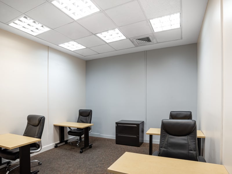 15 Person Private Office