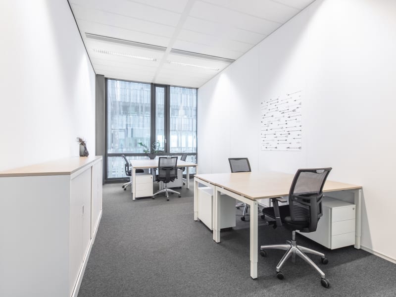 1 Person Private Office