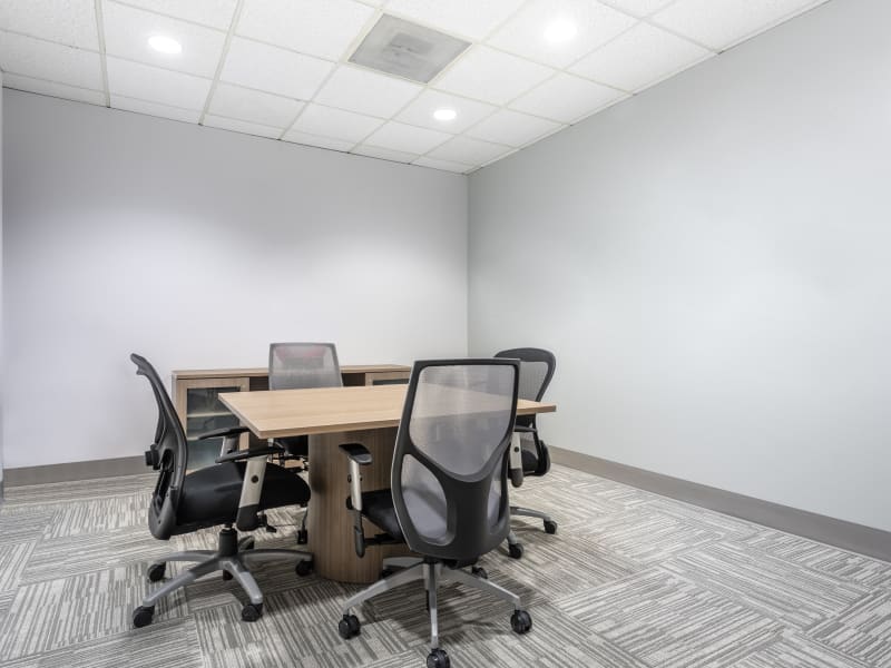 1 Person Virtual Office