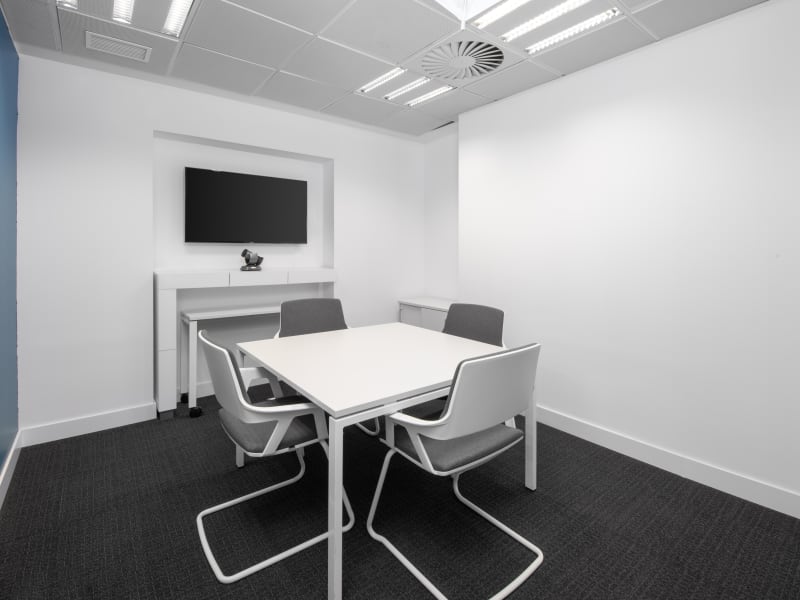 1 Person Virtual Office