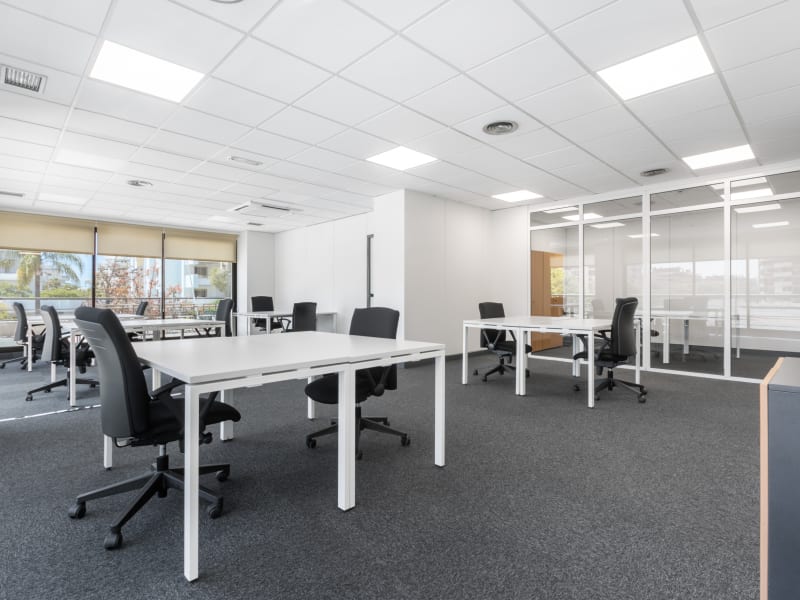 5 Person Private Office