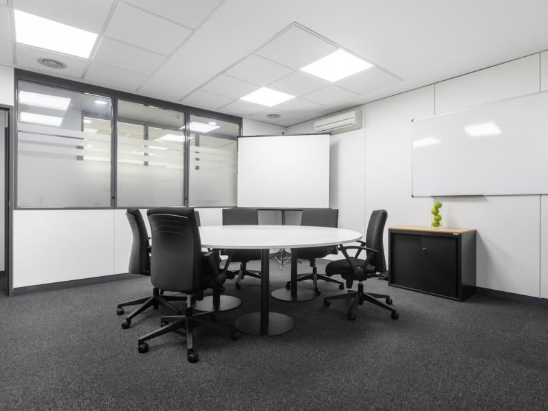 15 Person Private Office