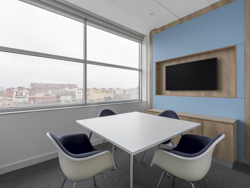 1 Person Private Office