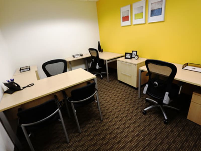 1 Person Coworking Desk