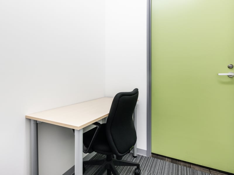 1 Person Virtual Office