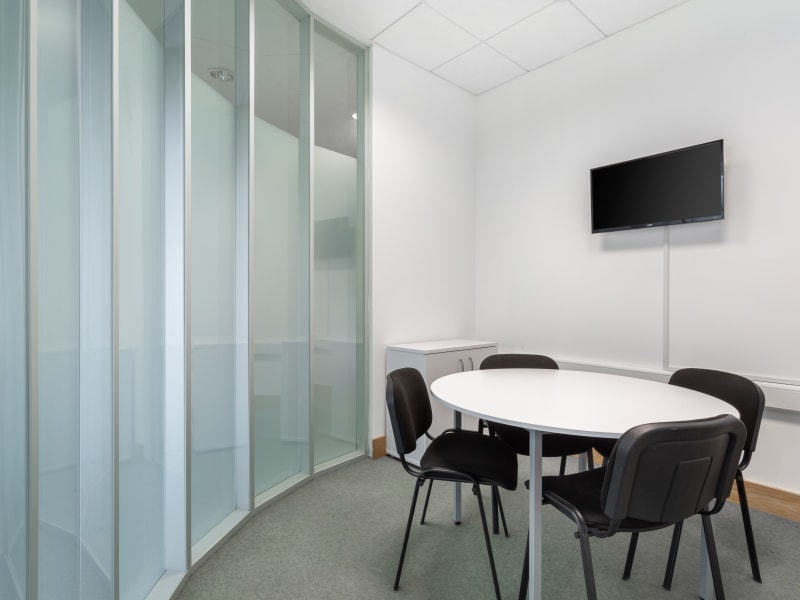 7 Person Private Office