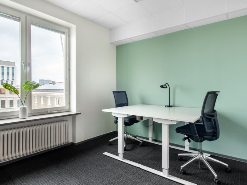 1 Person Private Office