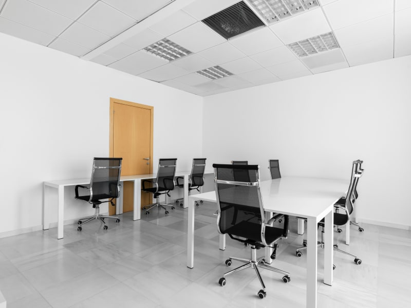 1 Person Coworking Desk