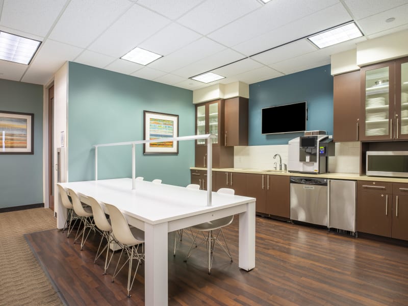 1 Person Coworking Desk