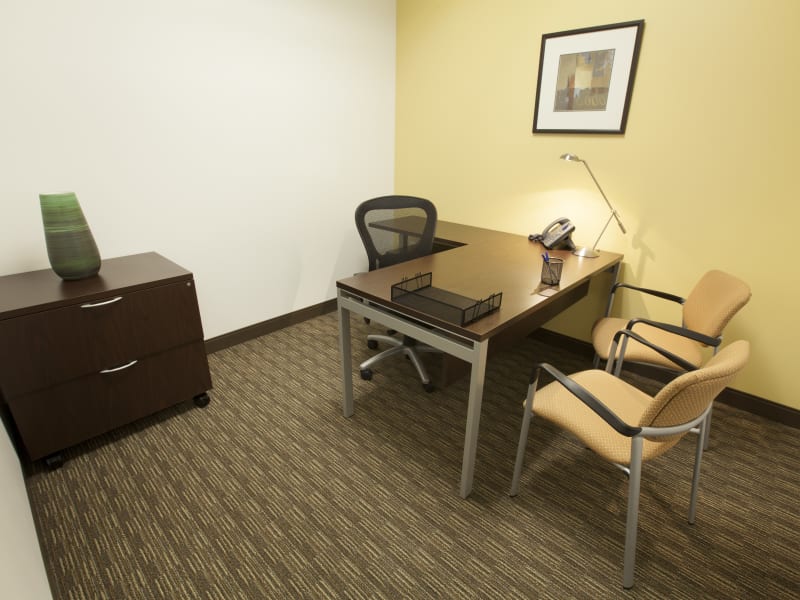 10 Person Private Office