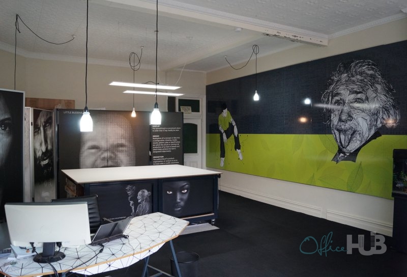 4 Person Shared Office