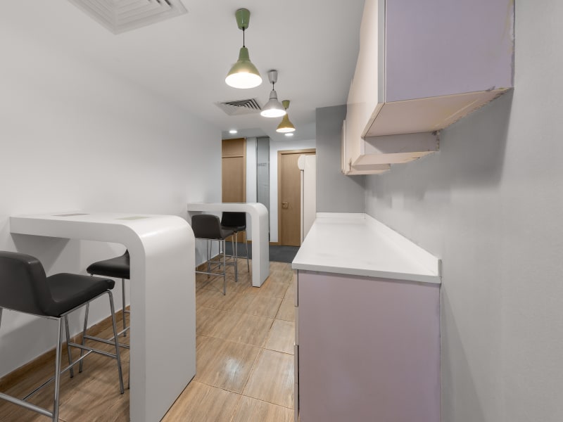 1 Person Virtual Office