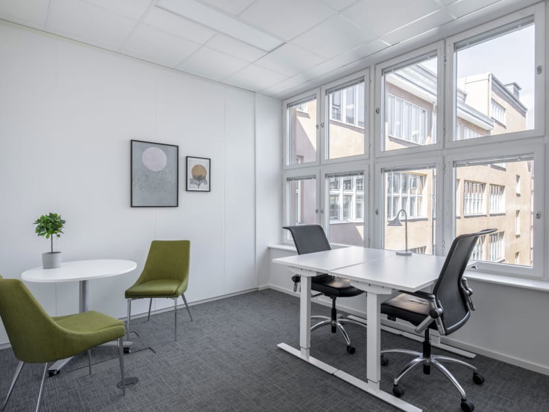 1 Person Coworking Desk