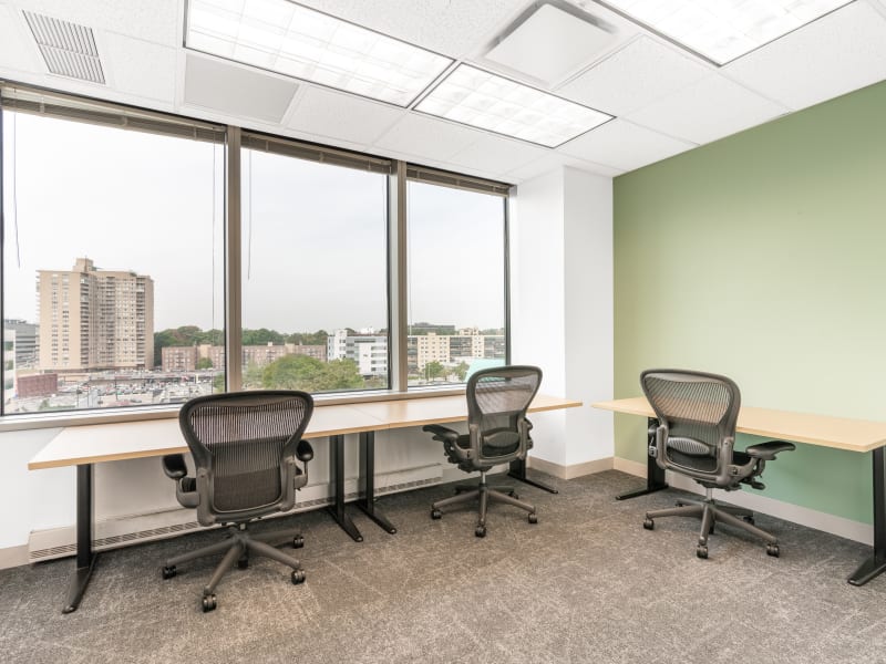 4 Person Private Office