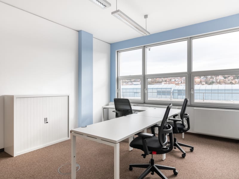 3 Person Private Office