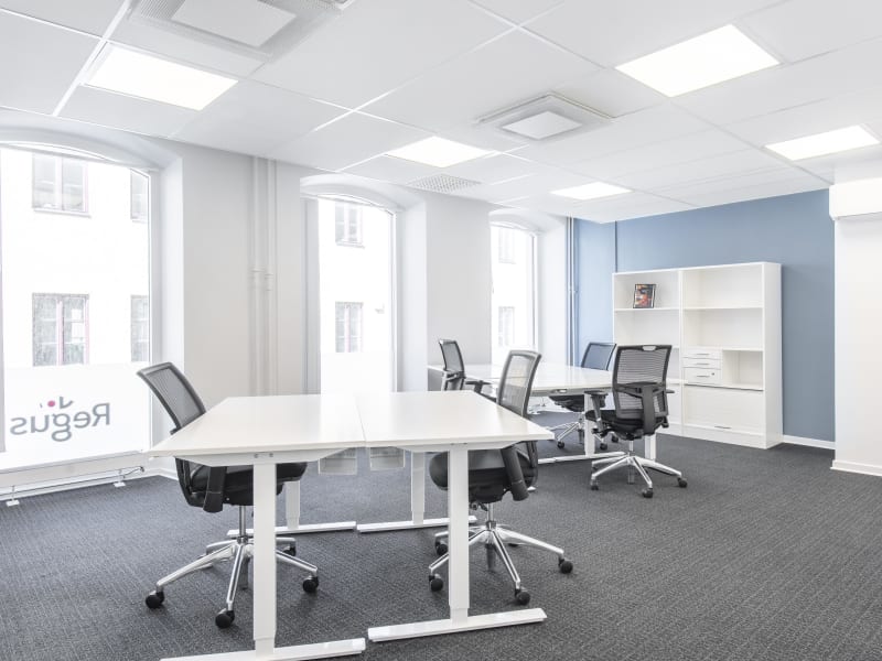 3 Person Private Office