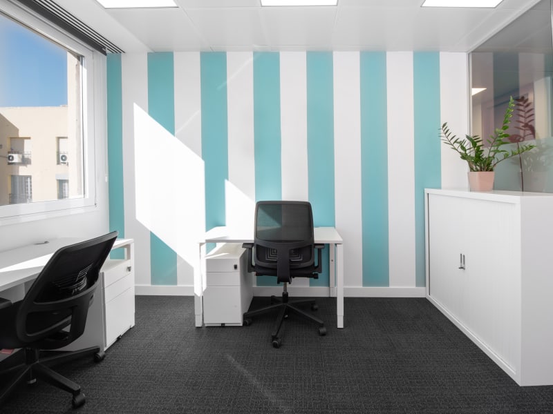 30 Person Private Office