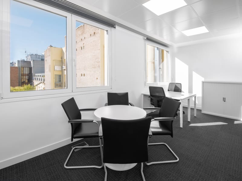 15 Person Private Office