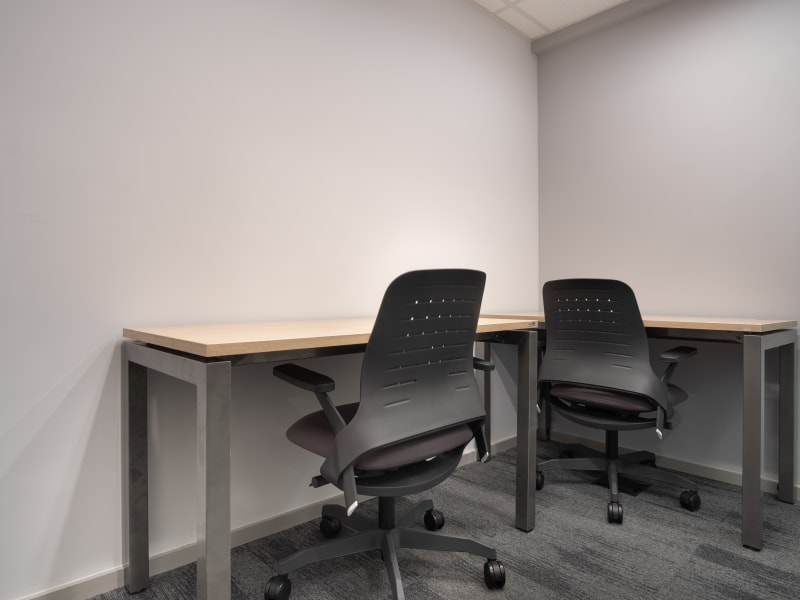 7 Person Private Office