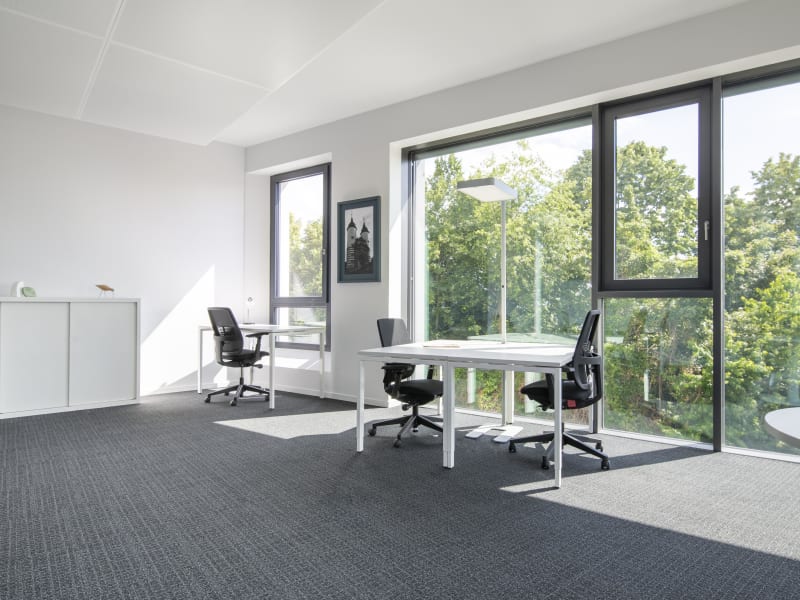 15 Person Private Office