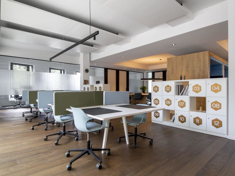 1 Person Virtual Office